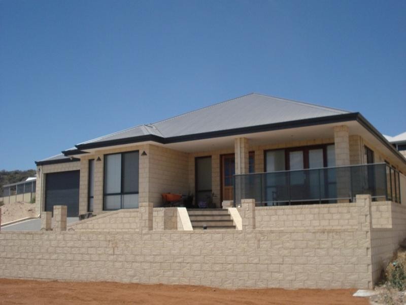 13 Seaview Boulevard, Wandina WA 6530