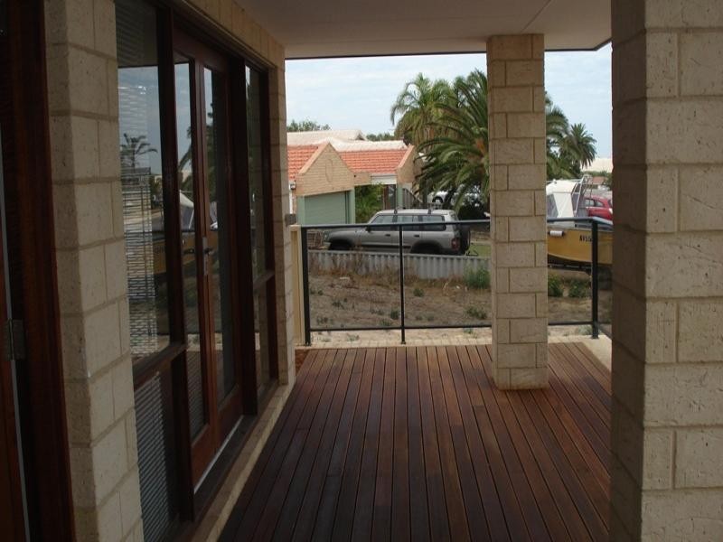 13 Seaview Boulevard, Wandina WA 6530