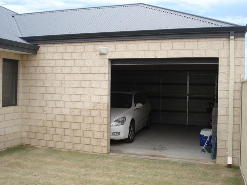 13 Seaview Boulevard, Wandina WA 6530