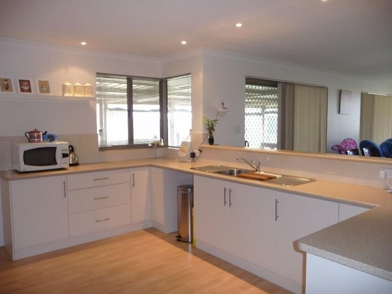 6 Ocean Queen Drive, Wandina WA 6530