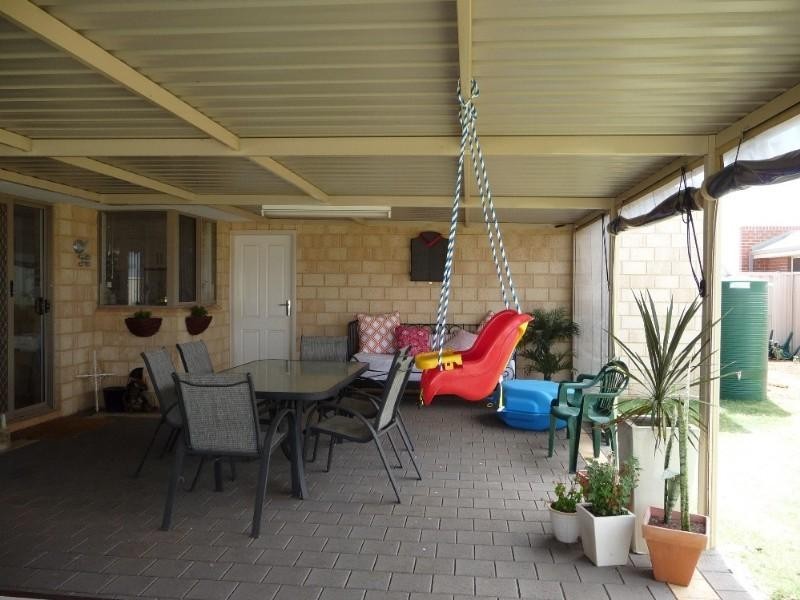 6 Ocean Queen Drive, Wandina WA 6530