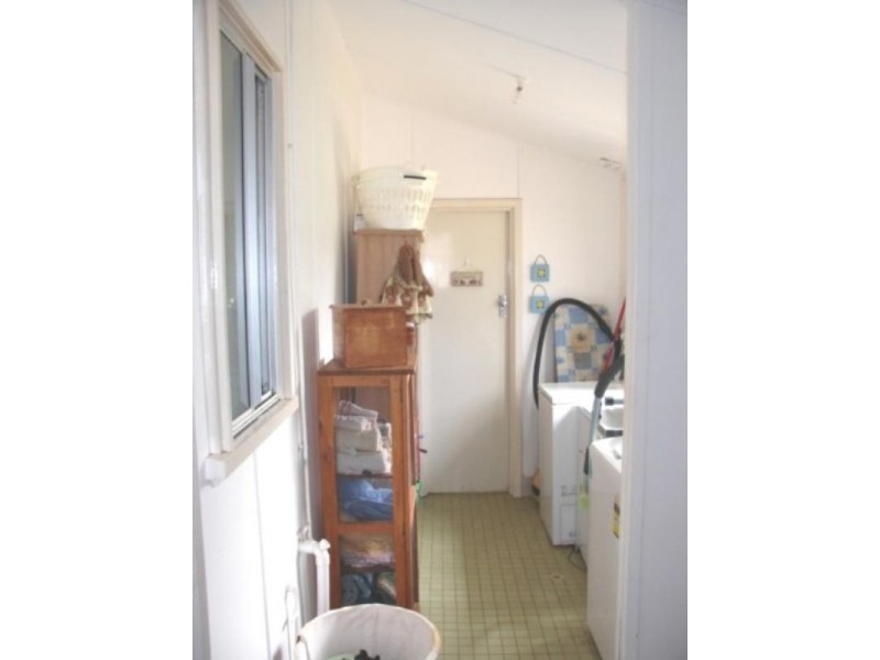 11 Felicia Street, Rangeway WA 6530