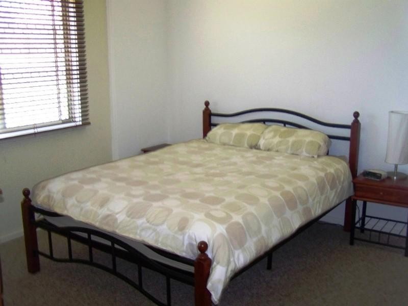 1 & 2/8 Broadhead Avenue, Tarcoola Beach WA 6530