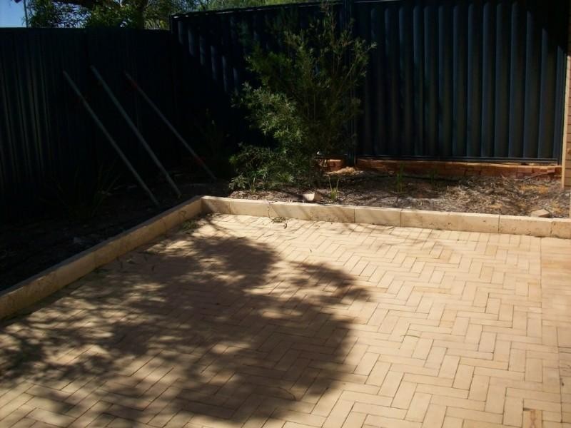 2/7 Duke Street, Geraldton WA 6530