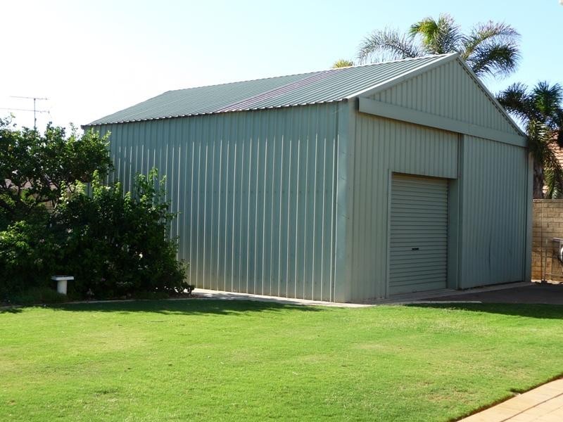 65 Glendinning Road, Tarcoola Beach WA 6530