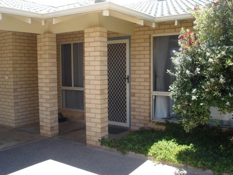 7/238 Willcock Drive, Geraldton WA 6530