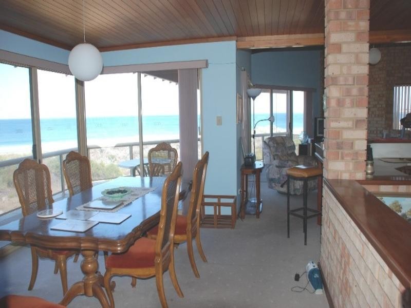 5 Periwinkle Street, Drummond Cove WA 6532