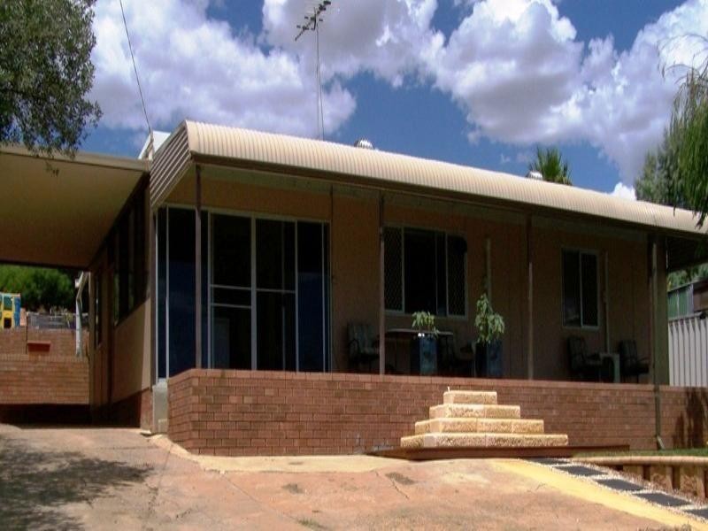 18 Seacrest Drive, Drummond Cove WA 6532