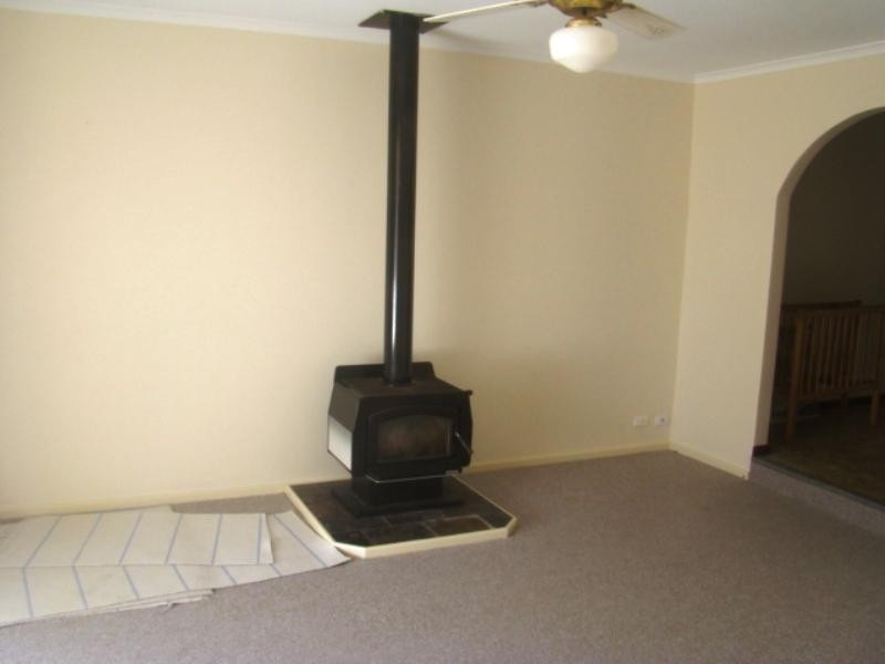 19 Joshua Way, Karloo WA 6530