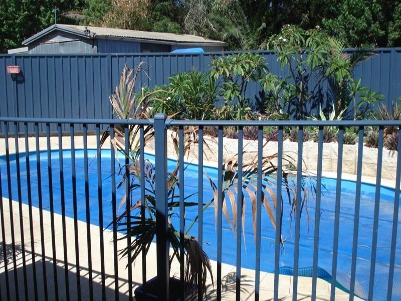 74 Francis Street, Beachlands WA 6530