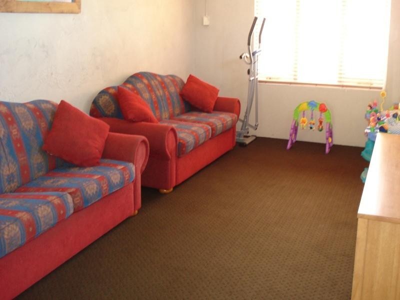 74 Francis Street, Beachlands WA 6530