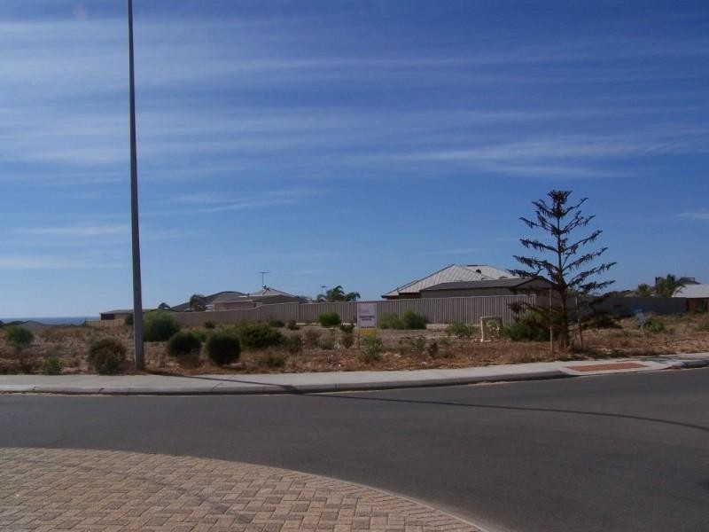 23 Neptune Court, Glenfield WA 6532