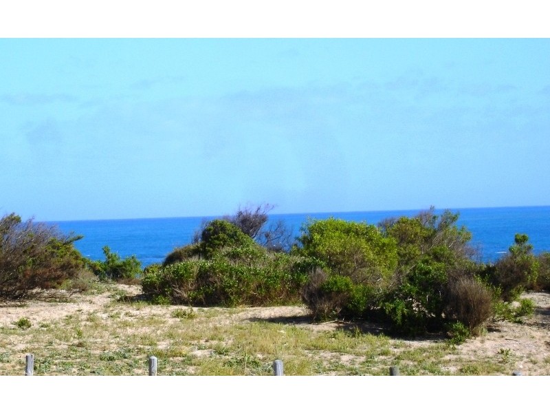 123 Whitehill Road, Drummond Cove WA 6532