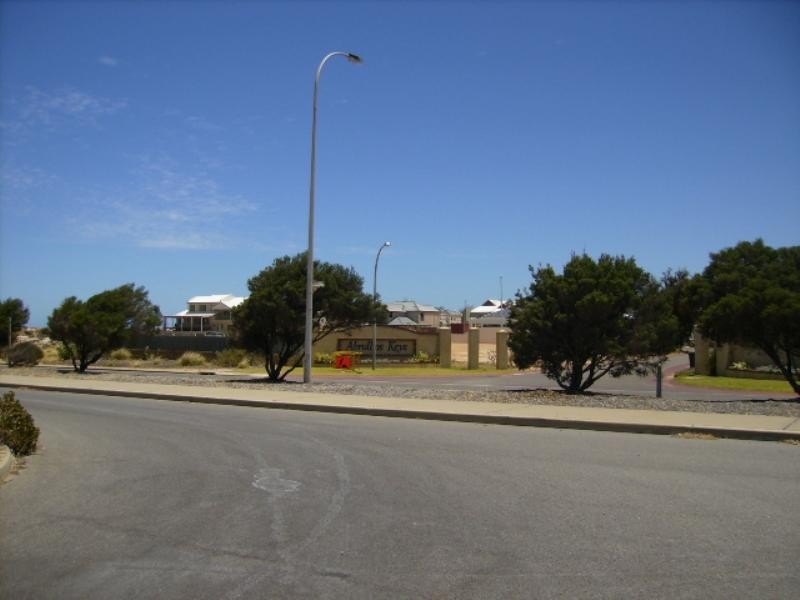 4 Beagle Place, Geraldton WA 6530