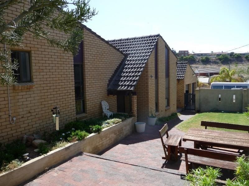 6 Broadhead Avenue, Tarcoola Beach WA 6530