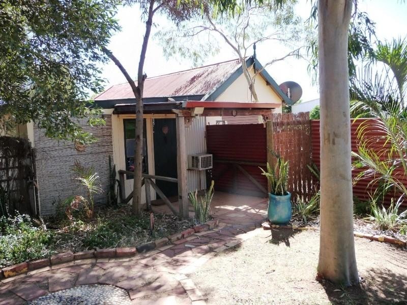 263 Fifth Street, Wonthella WA 6530