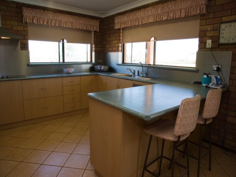 214 Giles Road, Moonyoonooka WA 6532