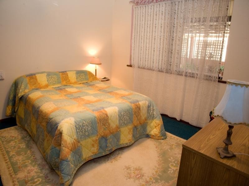 214 Giles Road, Moonyoonooka WA 6532