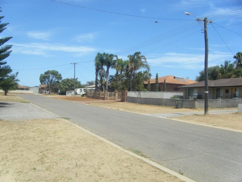 6 Eddington Crescent, Rangeway WA 6530