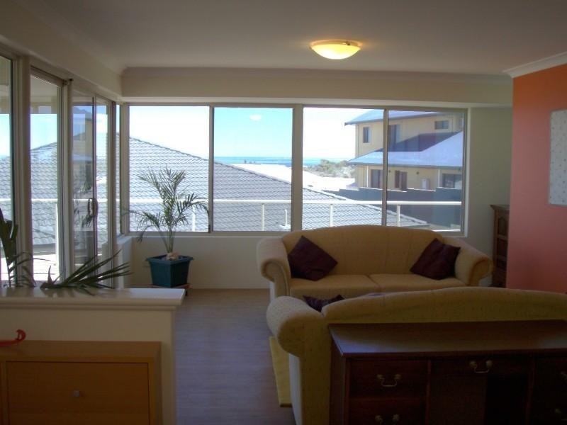 5 Toba Nook, Wandina WA 6530