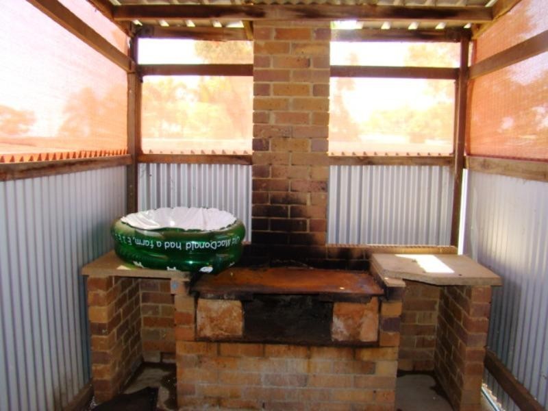 35 & 36 Watson Street, Mount Magnet WA 6638