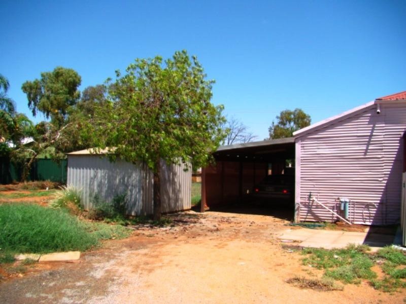 35 & 36 Watson Street, Mount Magnet WA 6638