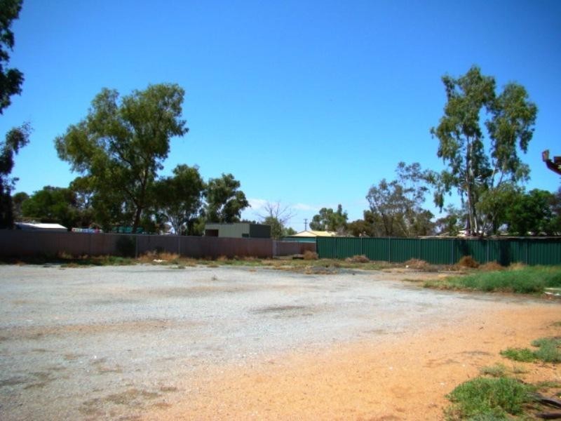 35 & 36 Watson Street, Mount Magnet WA 6638