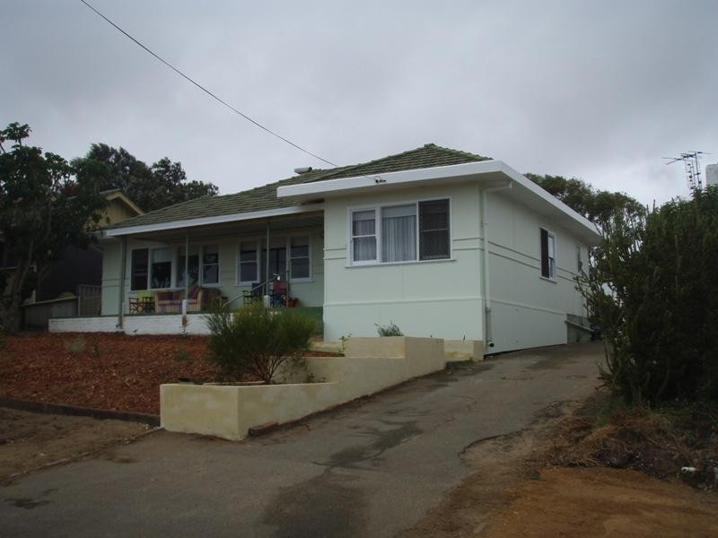 12 Albert Street, Geraldton WA 6530