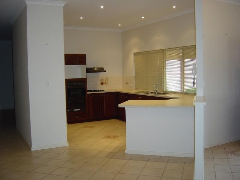 39 Waterfront Circle, Drummond Cove WA 6532