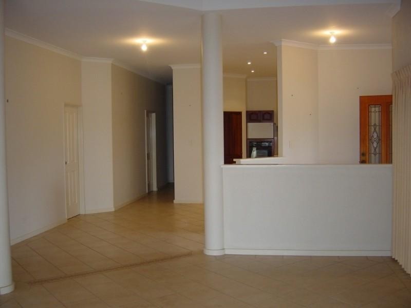 39 Waterfront Circle, Drummond Cove WA 6532