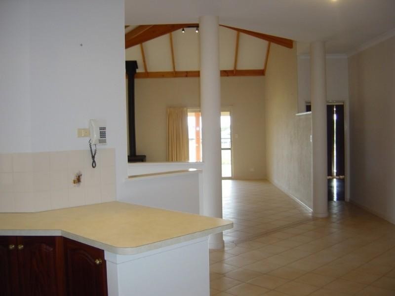 39 Waterfront Circle, Drummond Cove WA 6532