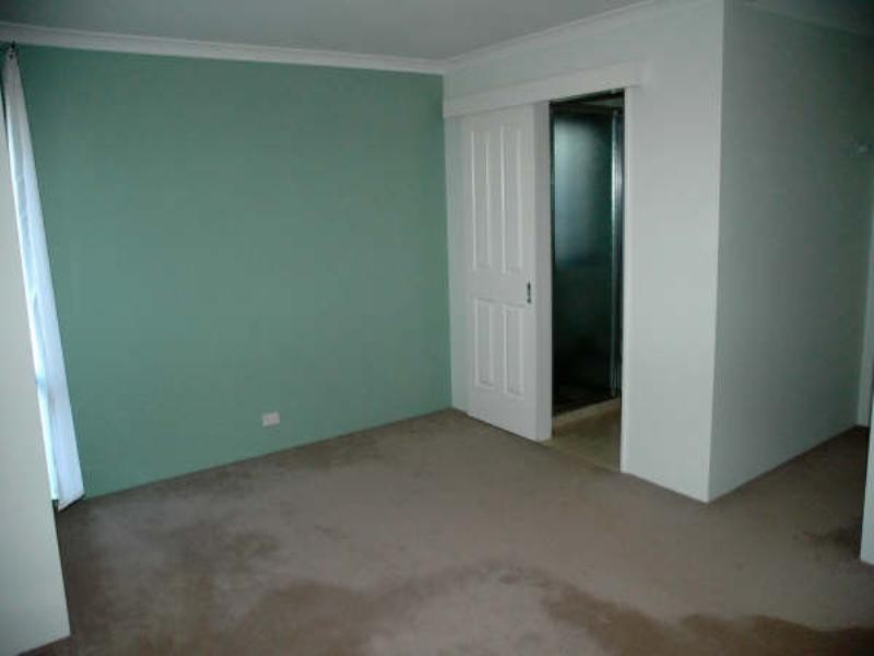 12 Angler Parade, Drummond Cove WA 6532