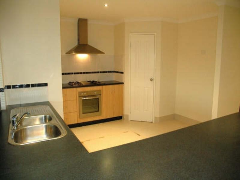 12 Angler Parade, Drummond Cove WA 6532