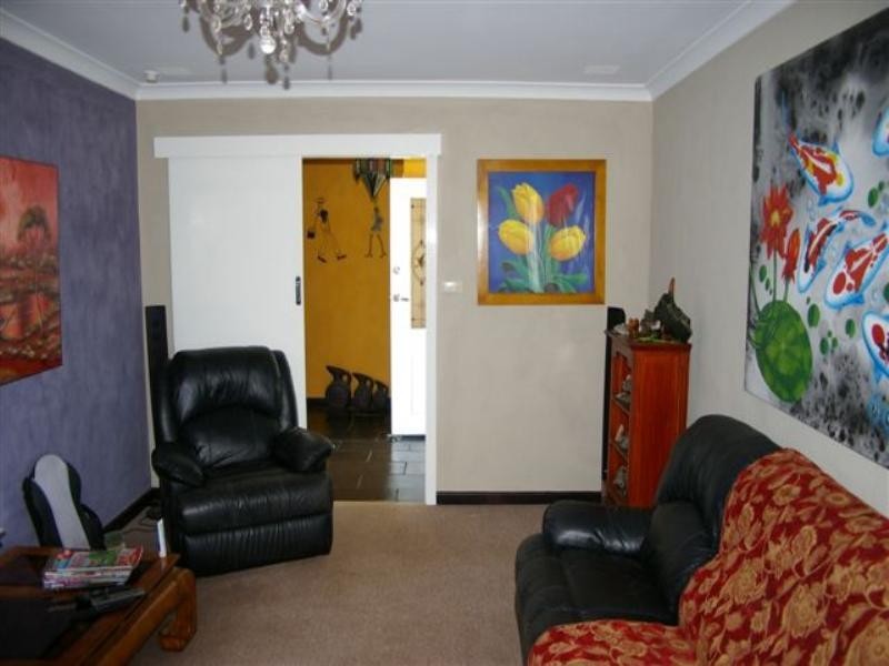 4 sherlock Way, Rangeway WA 6530
