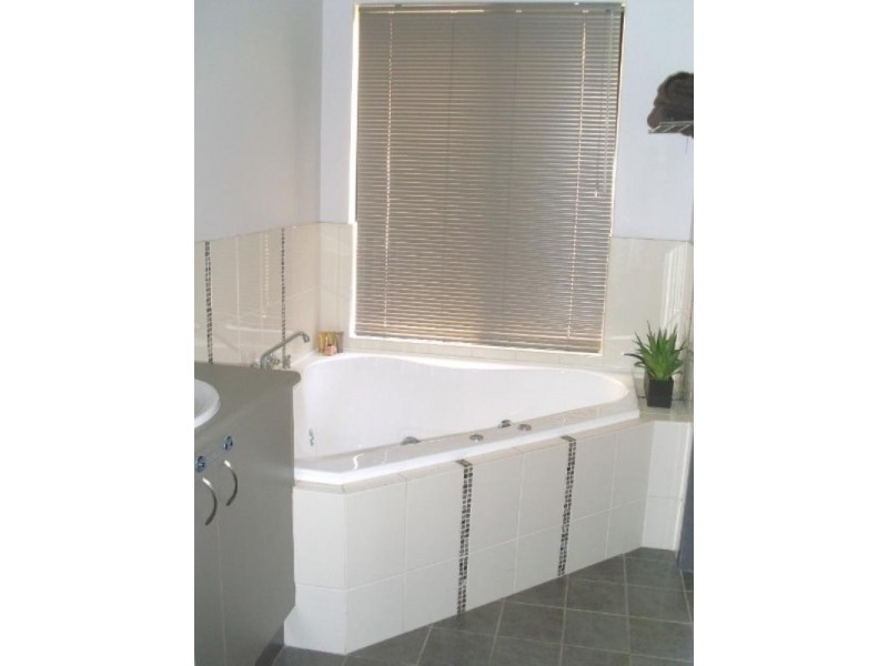 16 Dove Place, Wandina WA 6530