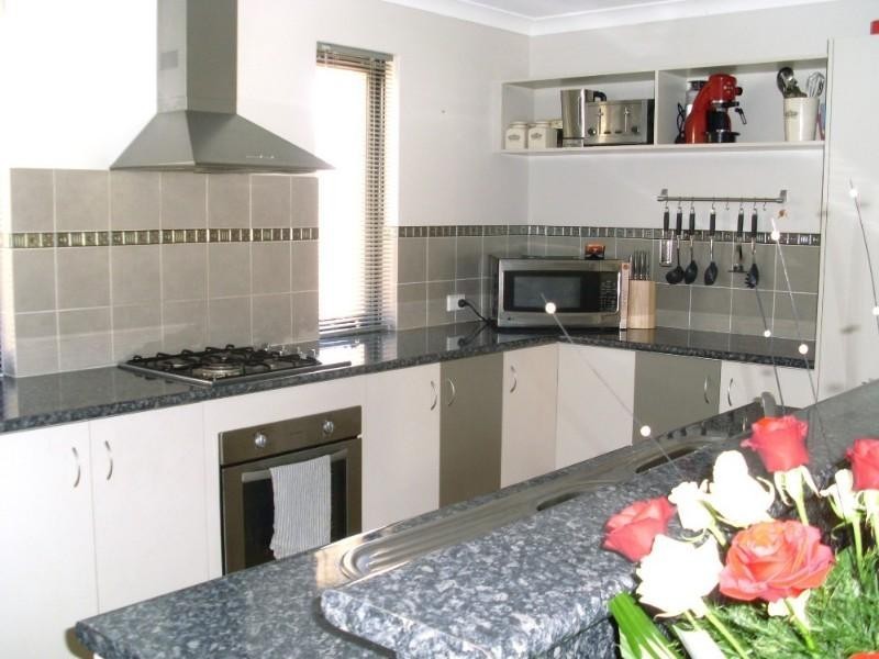 16 Dove Place, Wandina WA 6530