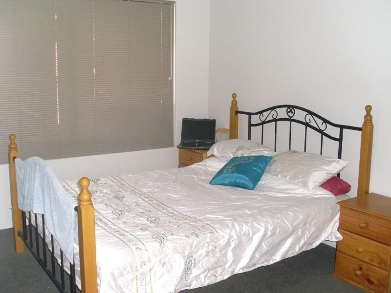 16 Dove Place, Wandina WA 6530