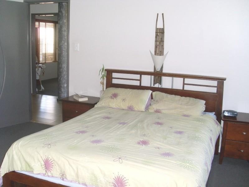 16 Dove Place, Wandina WA 6530