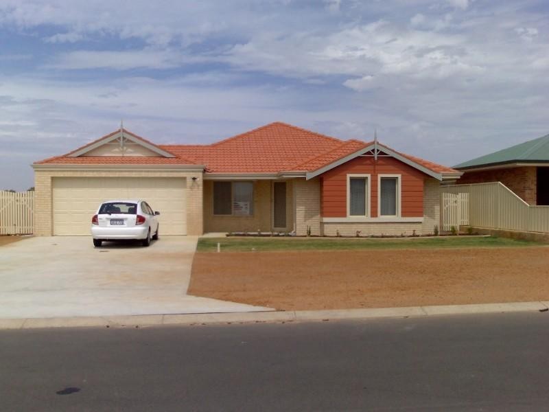 28 Ocean Queen Drive, Geraldton WA 6530