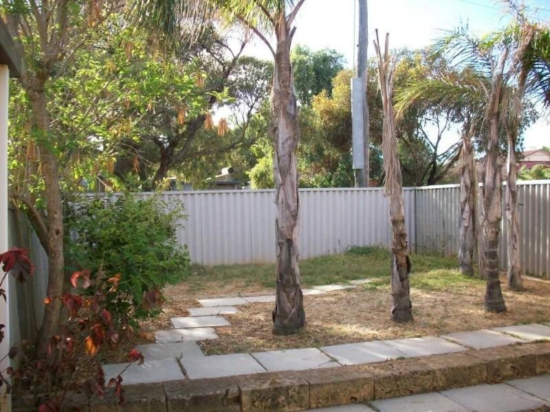 a/43 Charles Street, Geraldton WA 6530