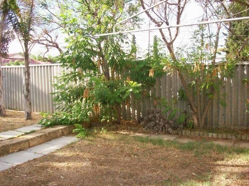 a/43 Charles Street, Geraldton WA 6530