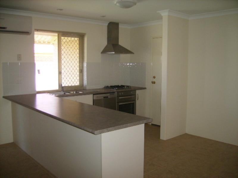 4 Whitworth Drive, Sunset Beach WA 6530