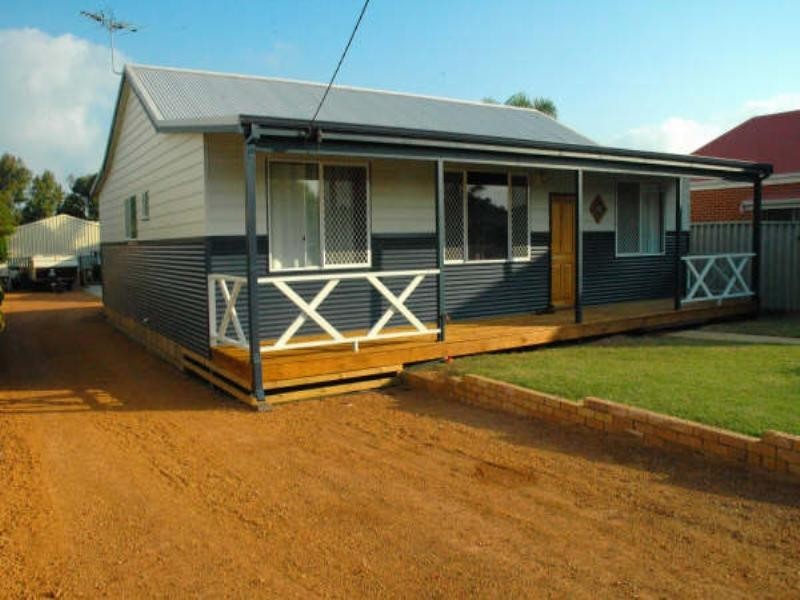 155 Fraser Street, Beachlands WA 6530