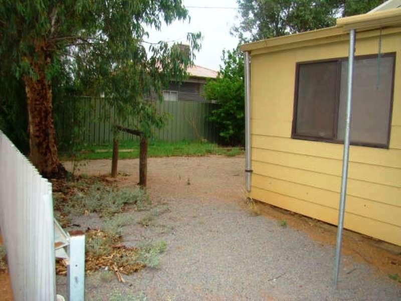 58 Criddle Street, Mount Magnet WA 6638