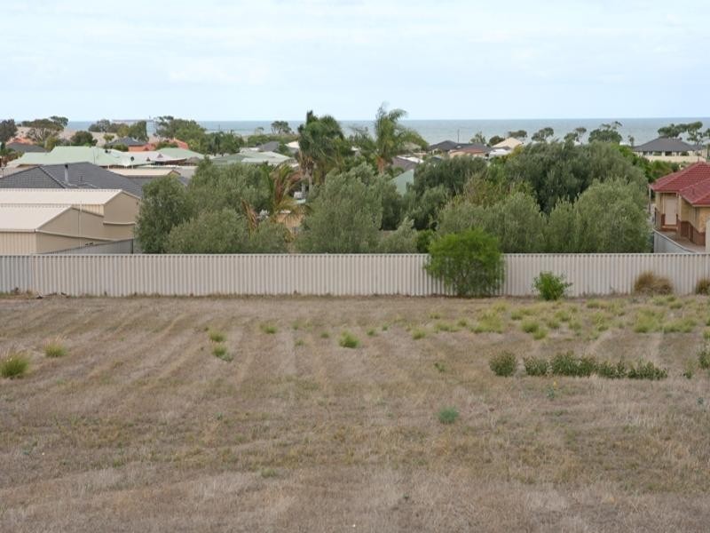 25 Waterfront Circle, Drummond Cove WA 6532