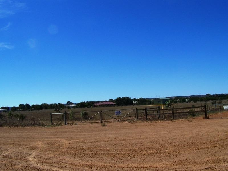 20 & 36 Meadow Lane, Walkaway WA 6528