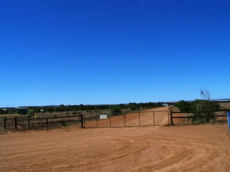 20 & 36 Meadow Lane, Walkaway WA 6528