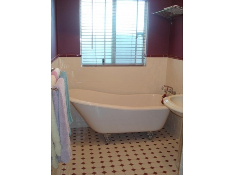 26 Broadbank Lane, Beachlands WA 6530