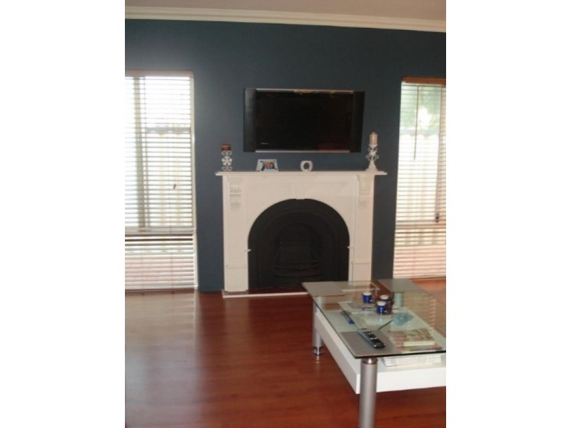 26 Broadbank Lane, Beachlands WA 6530