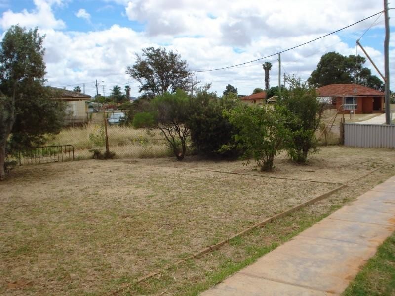 32 Devenish Street, Geraldton WA 6530